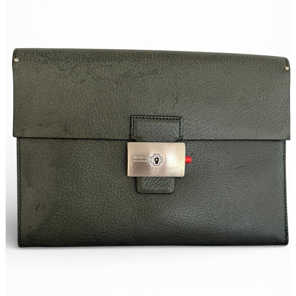 Bally Vintage Expandable Olive Leather Clutch Wristlet with Lock & Keys